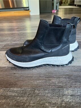 Clarks Black Leather Waterproof Chelsea Winter Boots with White Speckled Sole
